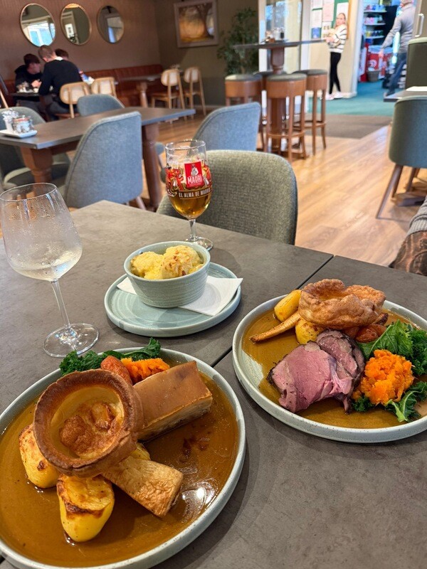 Sundays Done Right: Indulge in Rivenhall Oaks� Scrumptious Roast Dinners